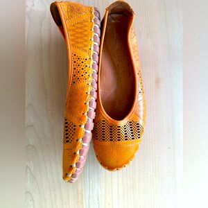 Volks walkers Orange leather Women's Flats